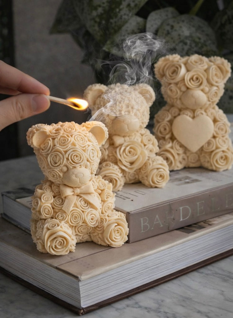 Bear style candle