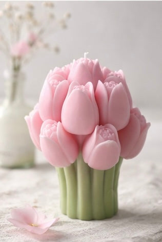 Tulip candle